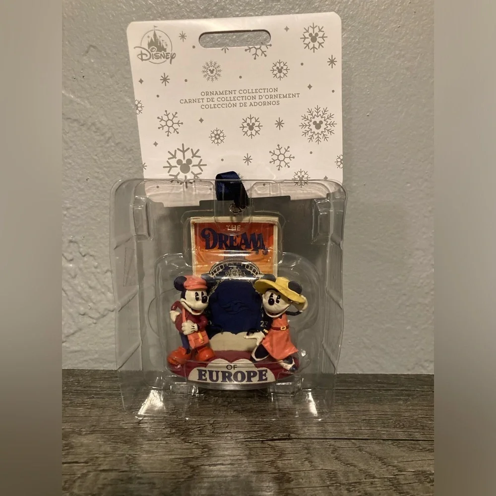 Disney Cruise Line The Dream Europe Christmas Ornament
